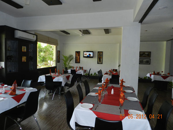 Mystica Resort And Spa Lonavala Restaurant